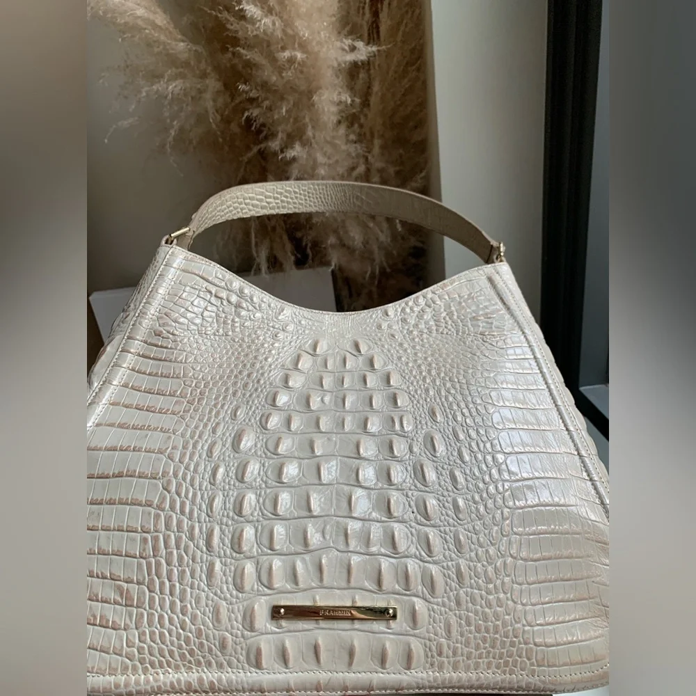 Brahmin Melbourne Vada Hobo Bag Leather Croc Embossed Cream Beige Spacious - Picture 10 of 14